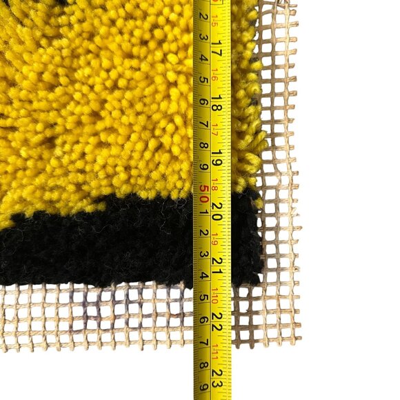 Vintage Latch Hook Rug Wall Hanging Sunset Sailboat 1970s Yellow Orange Brown - Picture 6 of 7